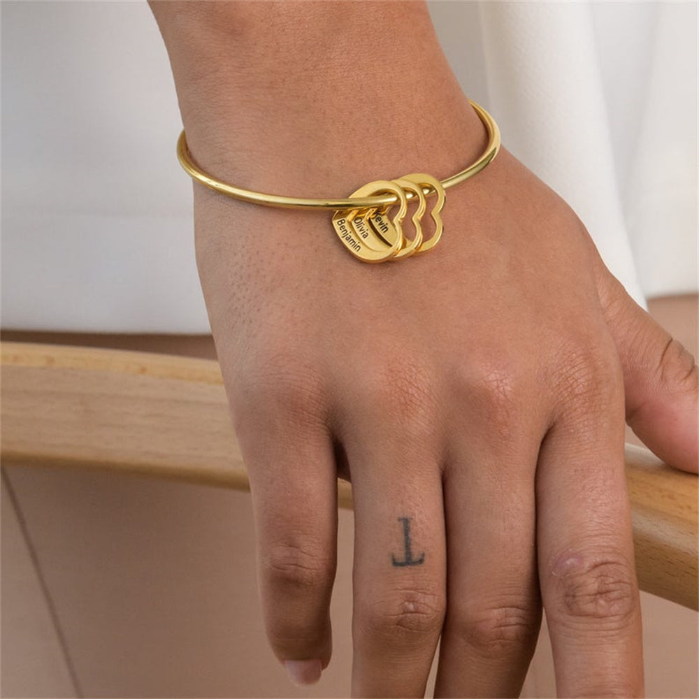 Bracelet Mes Cœurs - Personnalisable | Gravure Laser - Gravez les Noms de votre Famille ! — Offre Spéciale Fête des Mères ♥