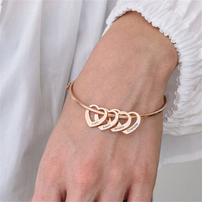 Armband Meine Herzen - Personalisierbar | Lasergravur - Gravieren Sie die Namen Ihrer Familie! — Spezielle Muttertagsaktion ♥