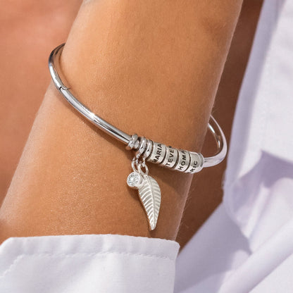 Customizable Angel Wings Bracelet - My Family - Laser Engraving - Gold Plated | Mother's Day Warm-Up 🔥