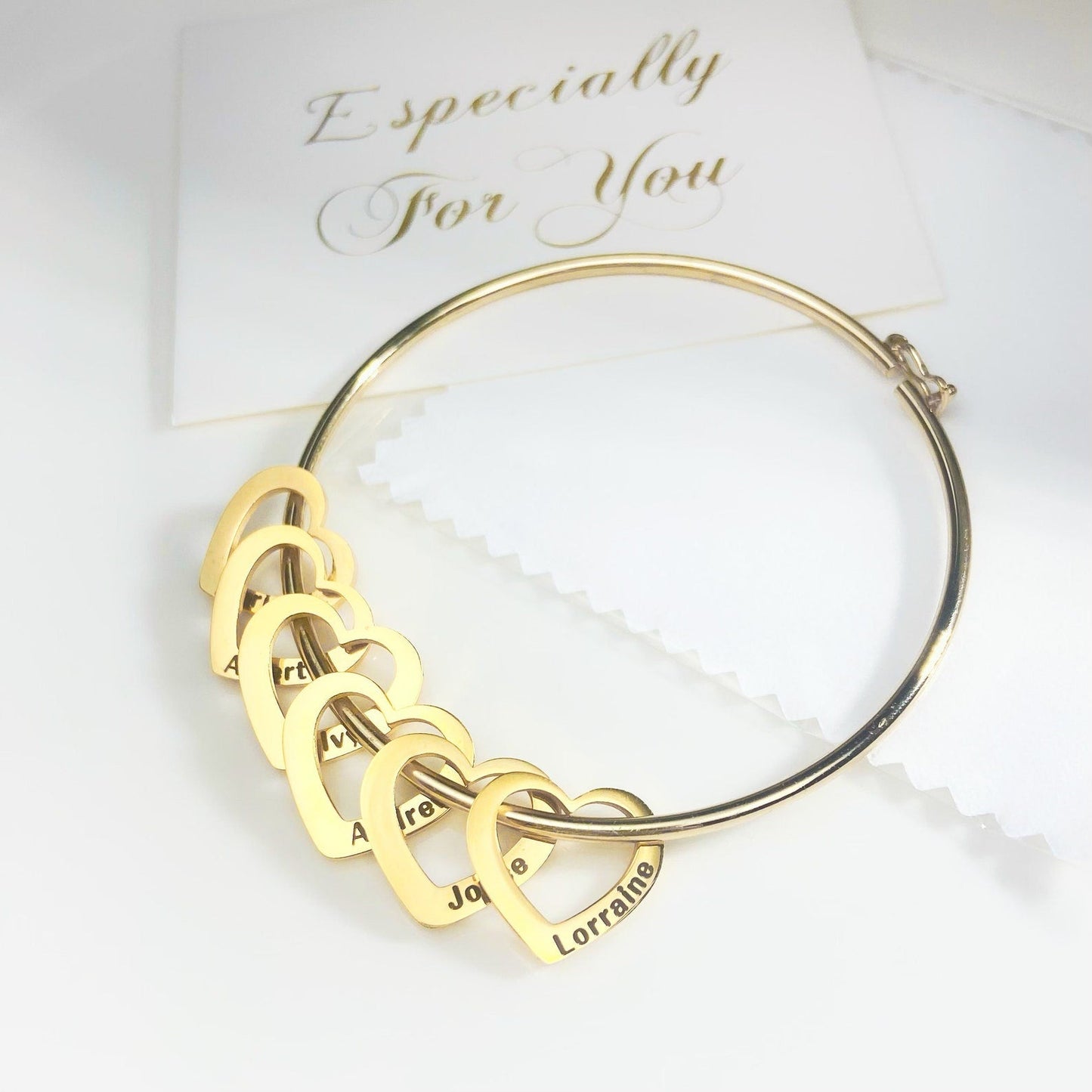Armband Meine Herzen - Personalisierbar | Lasergravur - Gravieren Sie die Namen Ihrer Familie! — Spezielle Muttertagsaktion ♥