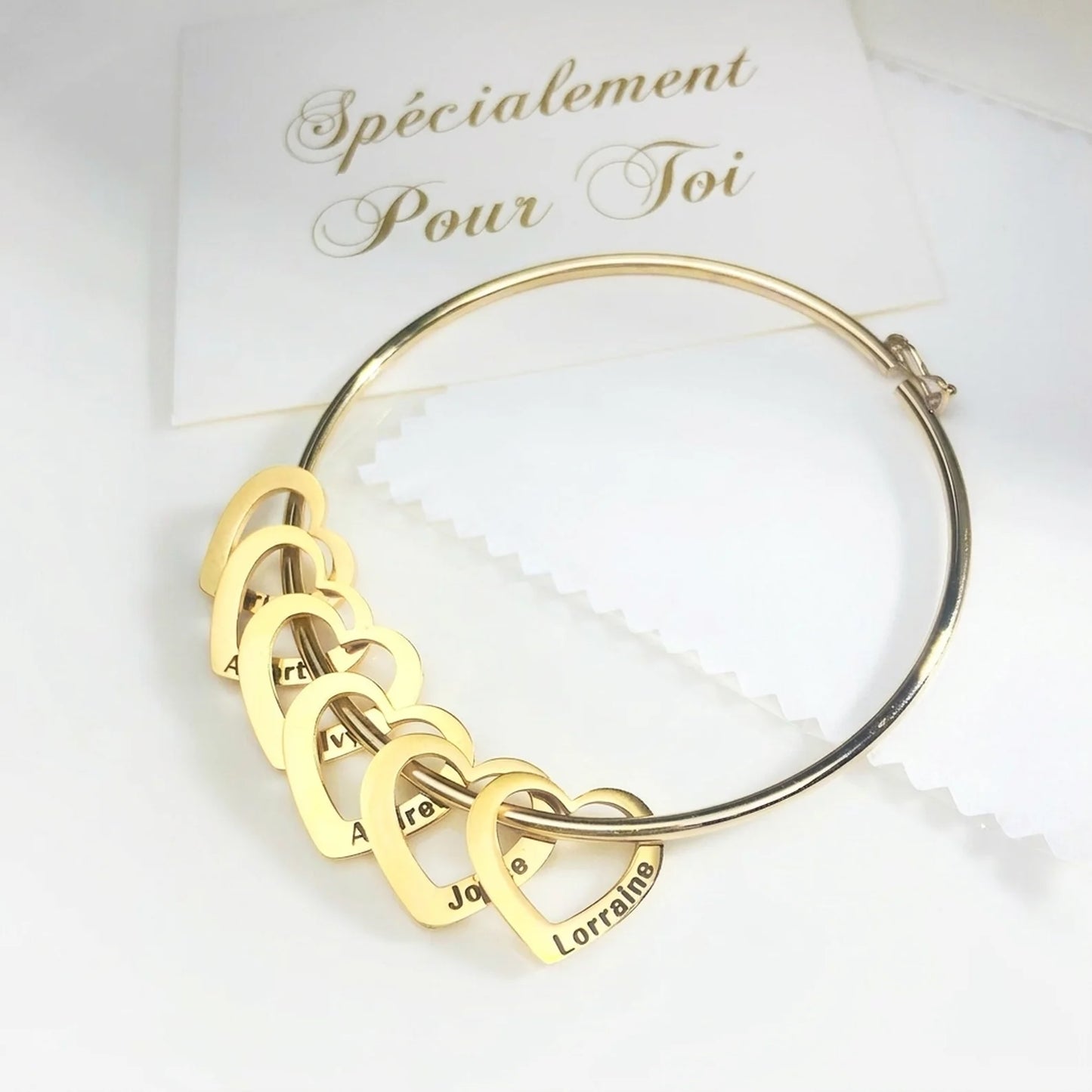 Bracelet Mes Cœurs - Personnalisable | Gravure Laser - Gravez les Noms de votre Famille ! — Offre Spéciale Fête des Mères ♥